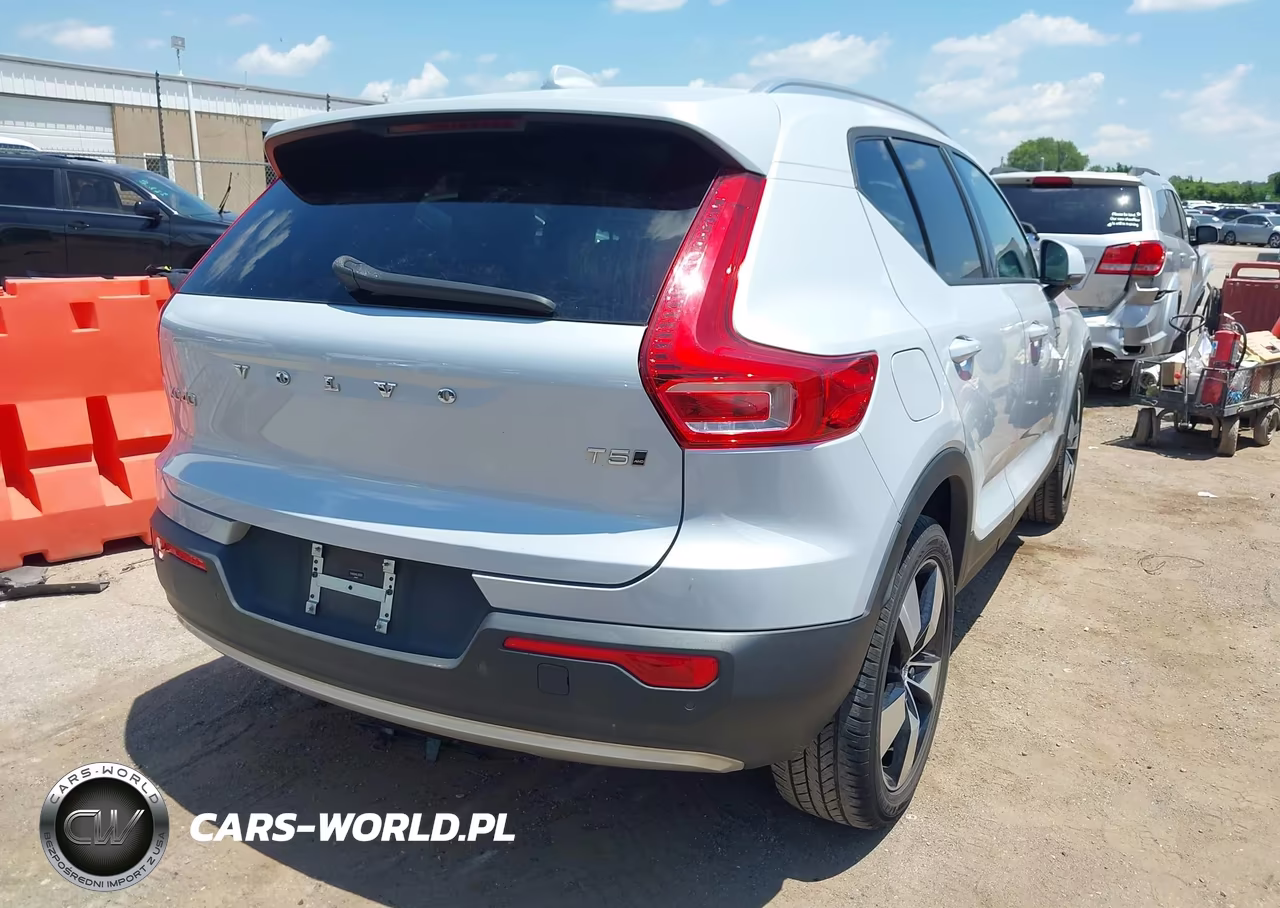 2020 Volvo Xc40 T5 Momentum VIN:YV4162UK8L2320201 - 4