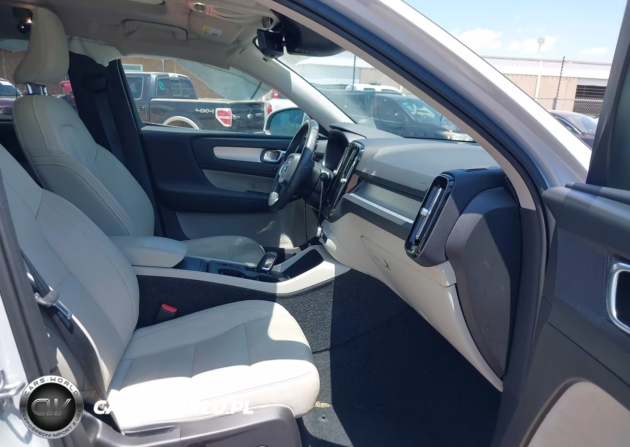 2020 Volvo Xc40 T5 Momentum VIN:YV4162UK8L2320201 - 5