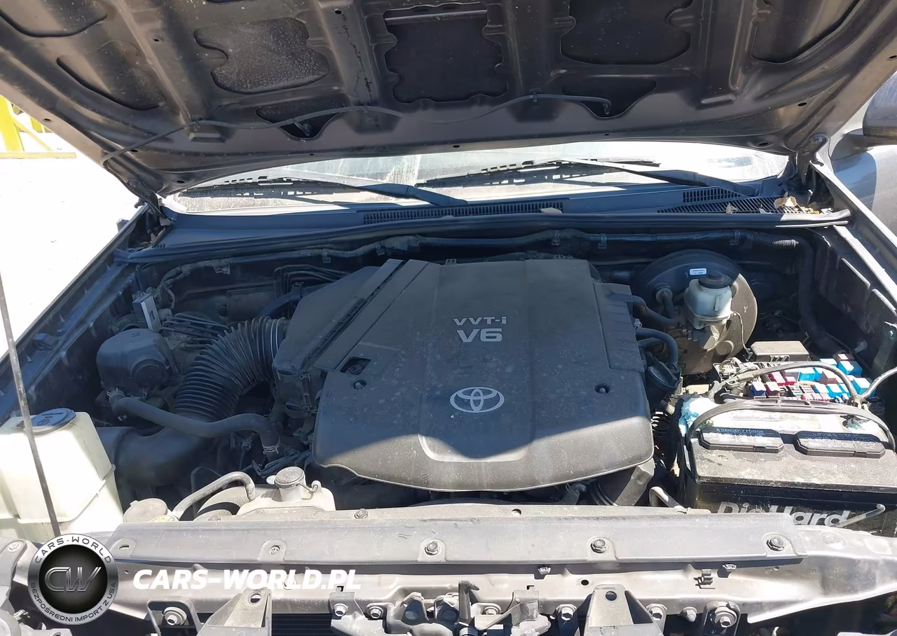 2015 Toyota Tacoma Prerunner V6 VIN:5TFTU4GN9FX067500 - 10