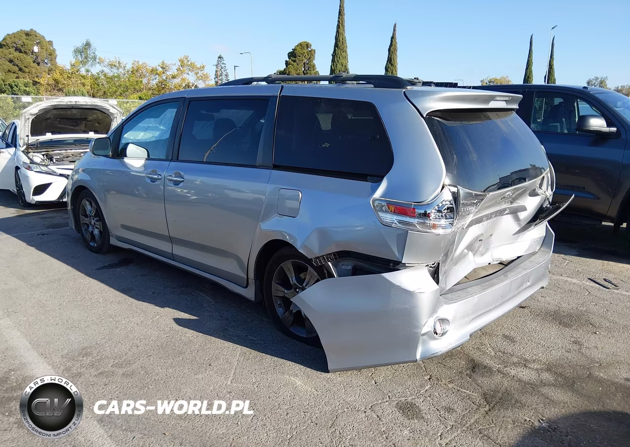 2016 Toyota Sienna Se Premium 8 Passenger VIN:5TDXK3DC3GS730720 - 3