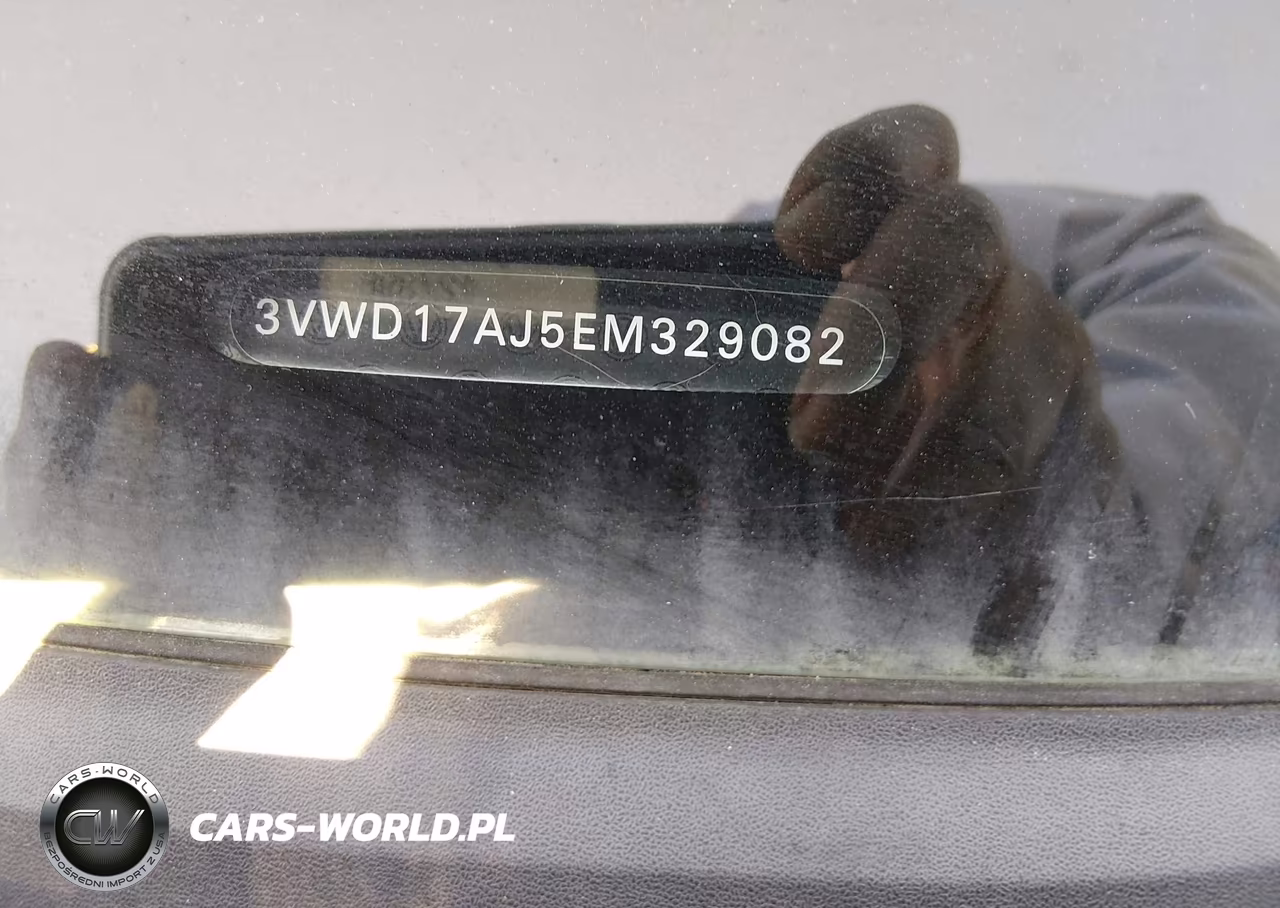 2014 Volkswagen Jetta 1.8T Se VIN:3VWD17AJ5EM329082 - 9