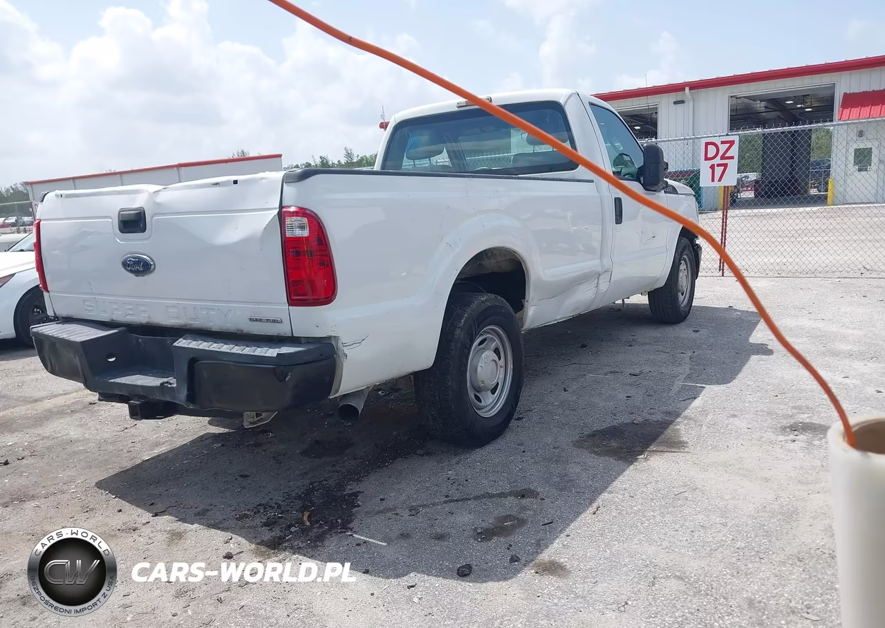 2016 Ford F-250 Xl-Xlt VIN:1FTBF2A60GED09535 - 4