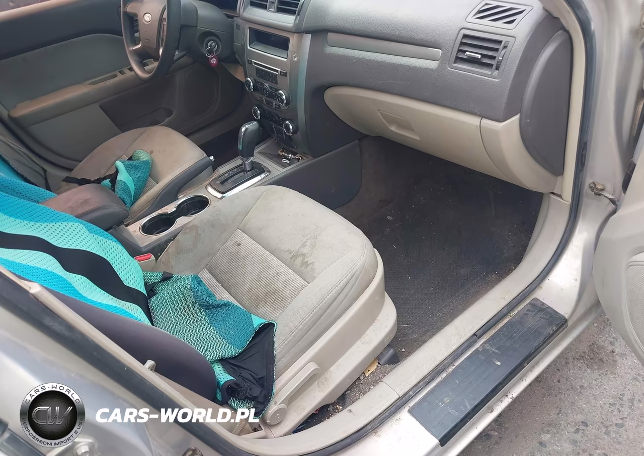 2010 Ford Fusion Se VIN:3FAHP0HA5AR377197 - 5