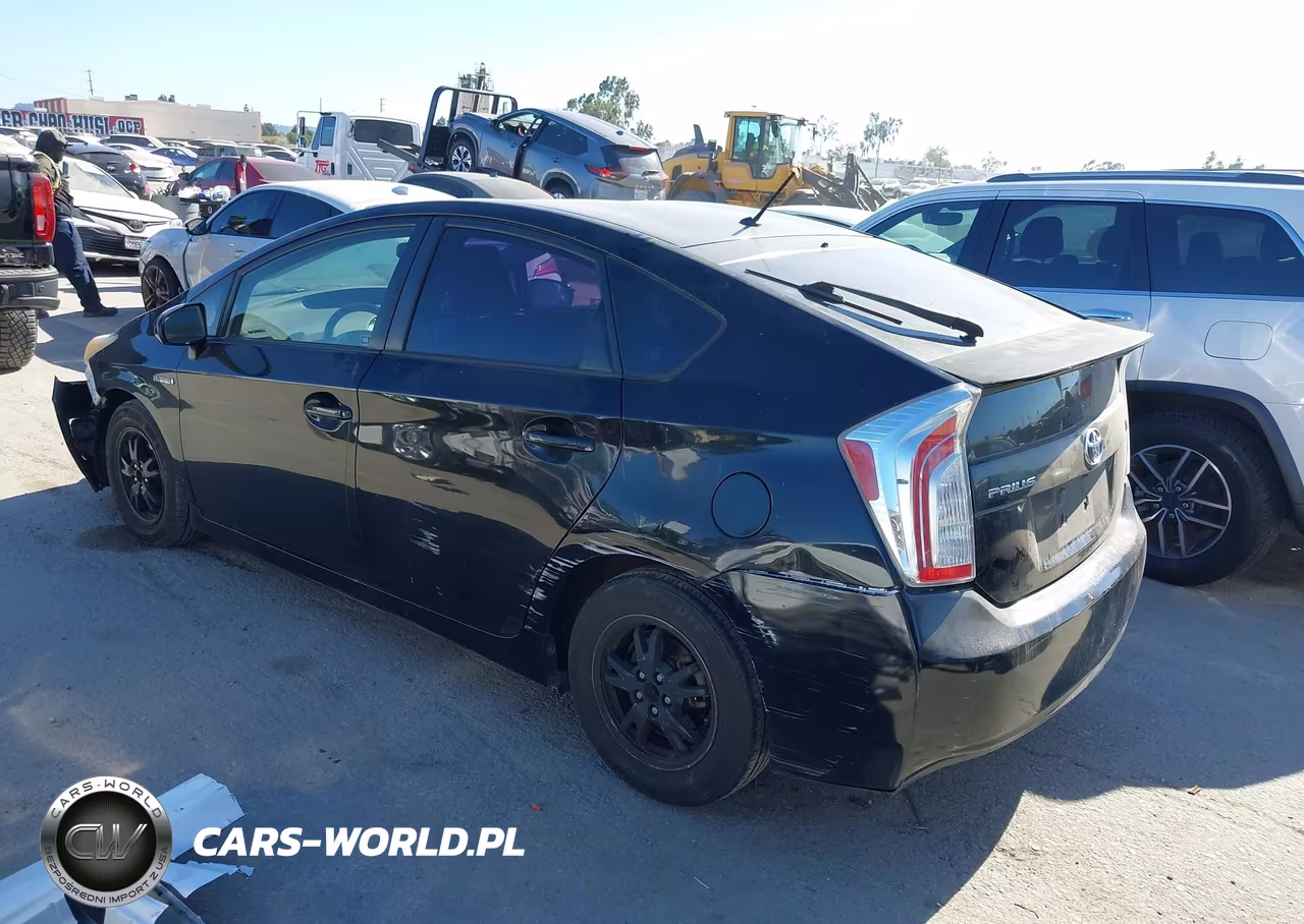 2014 Toyota Prius Two VIN:JTDKN3DU3E1758859 - 3