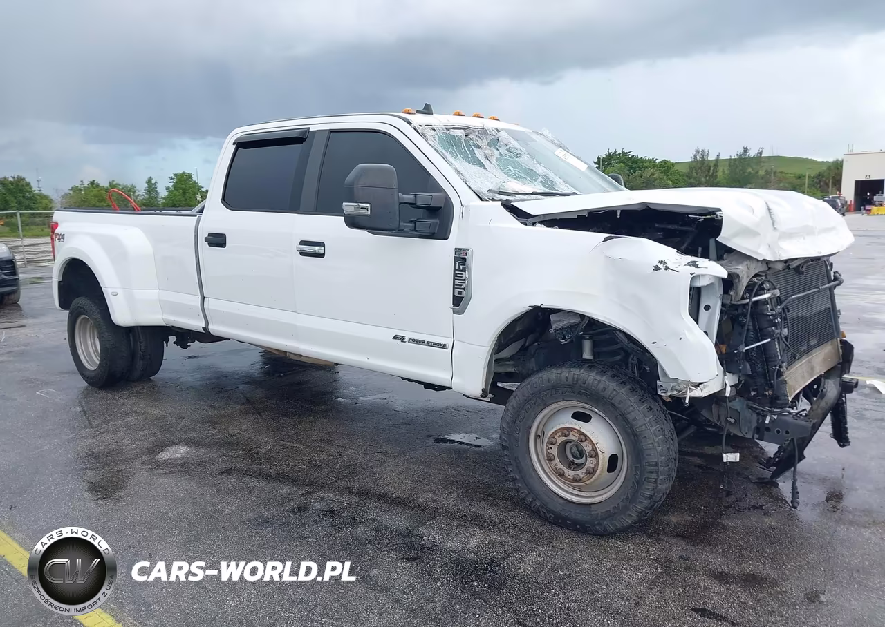 2019 Ford F350 Super Duty – zdjęcie 1 z 15