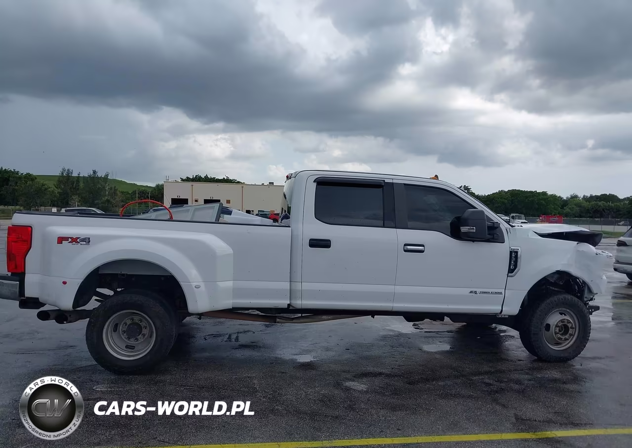 2019 Ford F350 Super Duty VIN:1FT8W3DT8KEG15165 - 13
