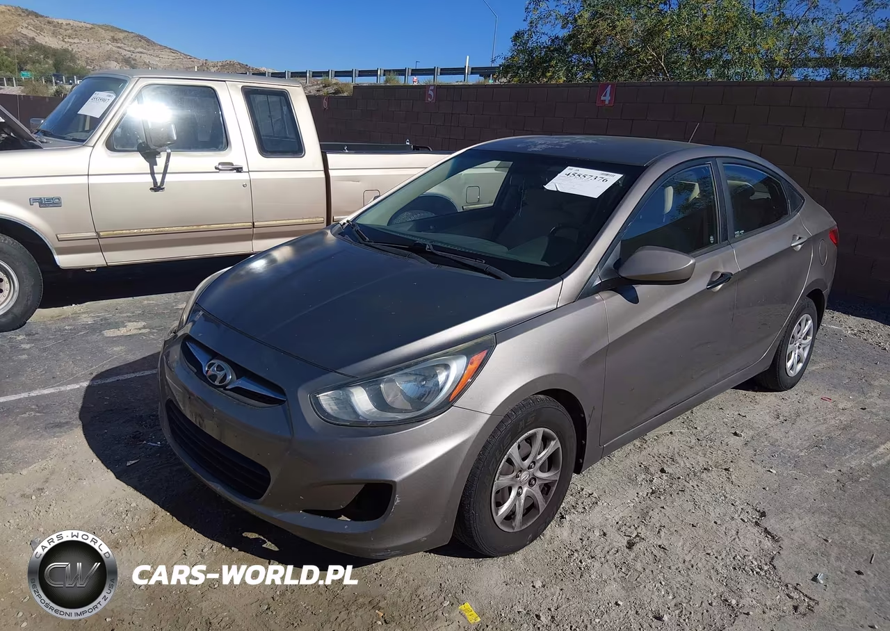 2013 Hyundai Accent Gls VIN:KMHCT4AE7DU521068 - 2