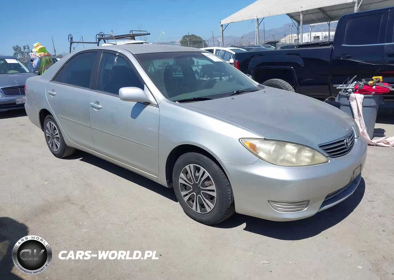 2005 Toyota Camry Le