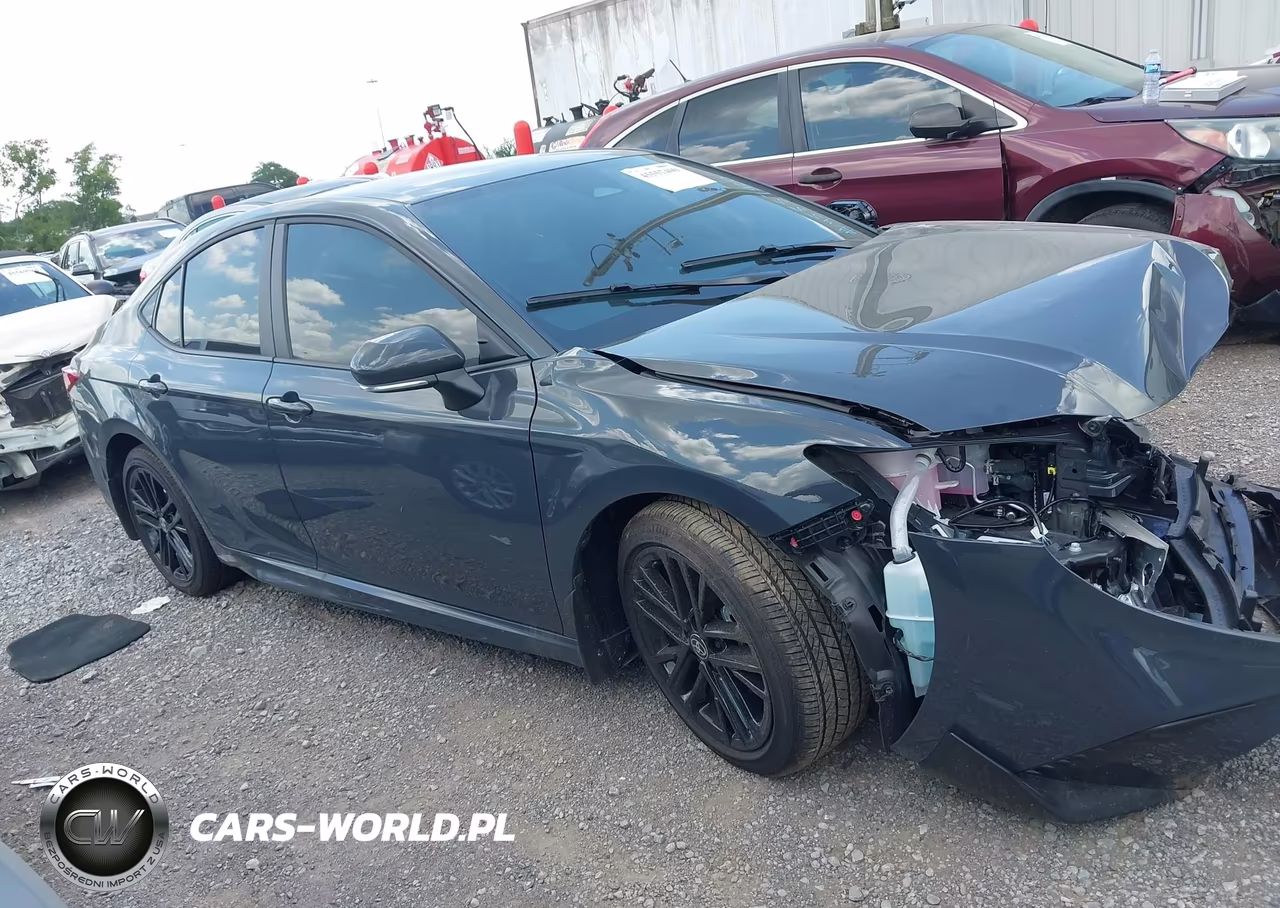 2026 Toyota Camry Se VIN:4T1DAACK2TU729630 - 13