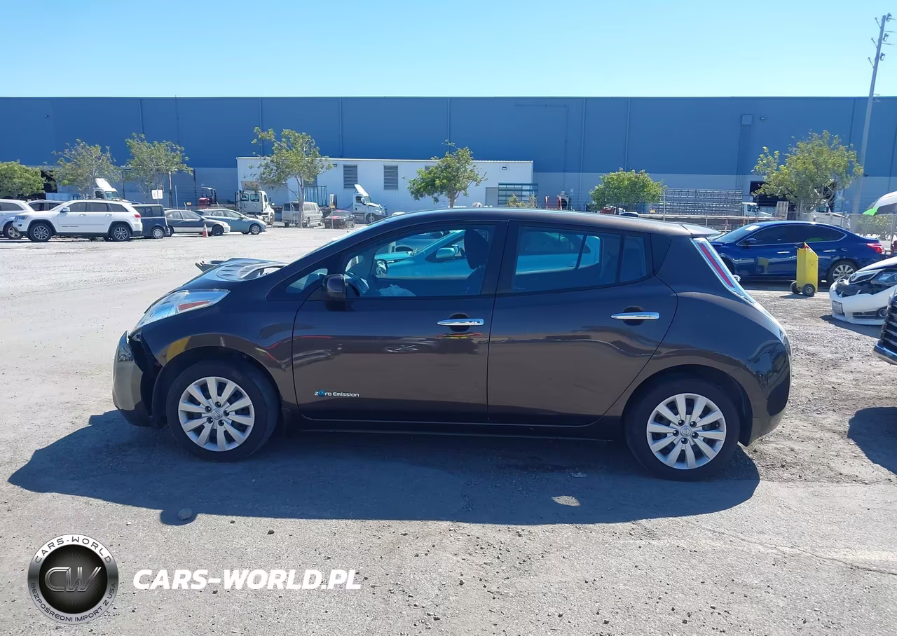 2016 Nissan Leaf S VIN:1N4AZ0CP8GC301679 - 14