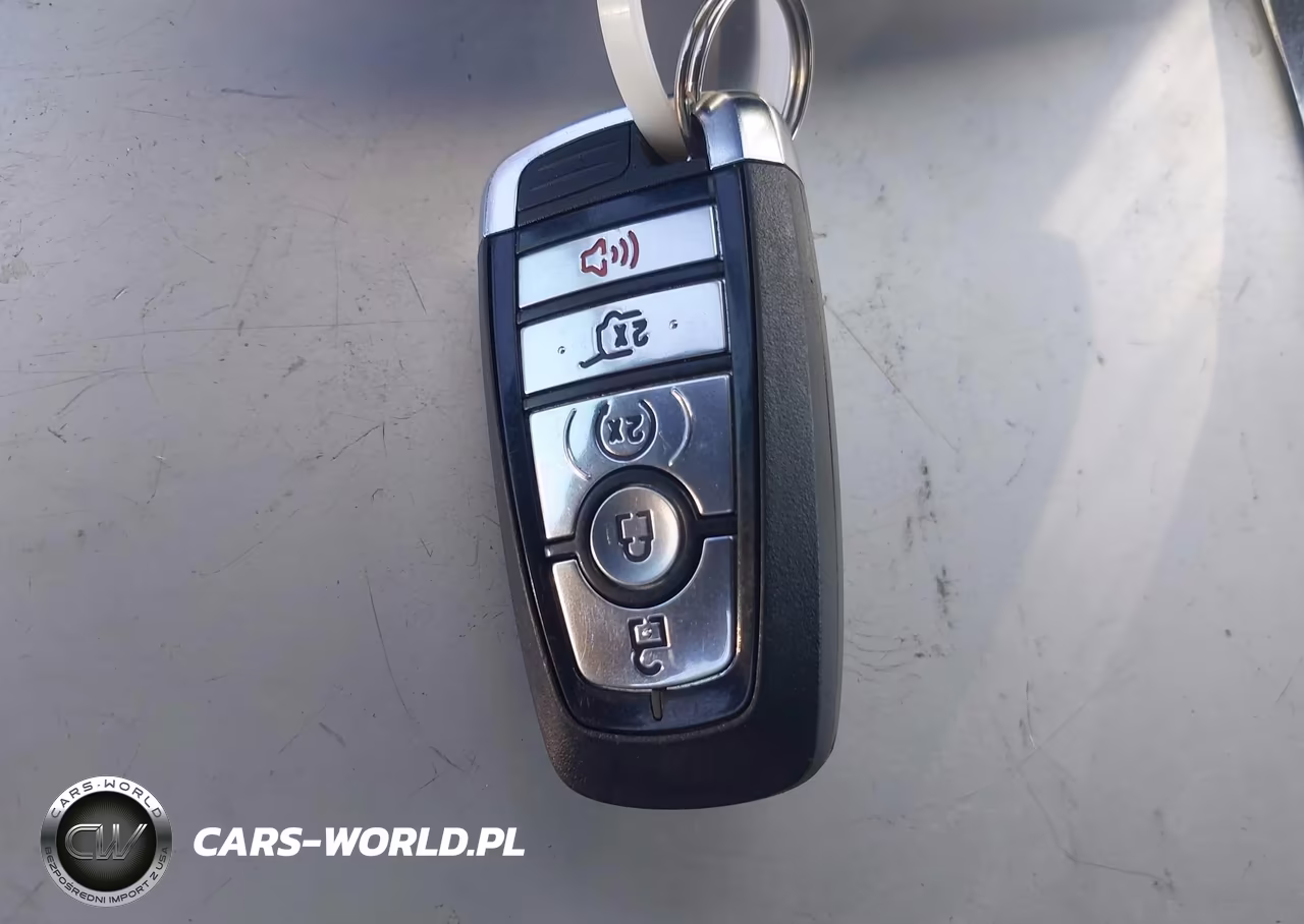 2025 Ford Escape St-Line VIN:1FMCU0MZ8SUA78172 - 11