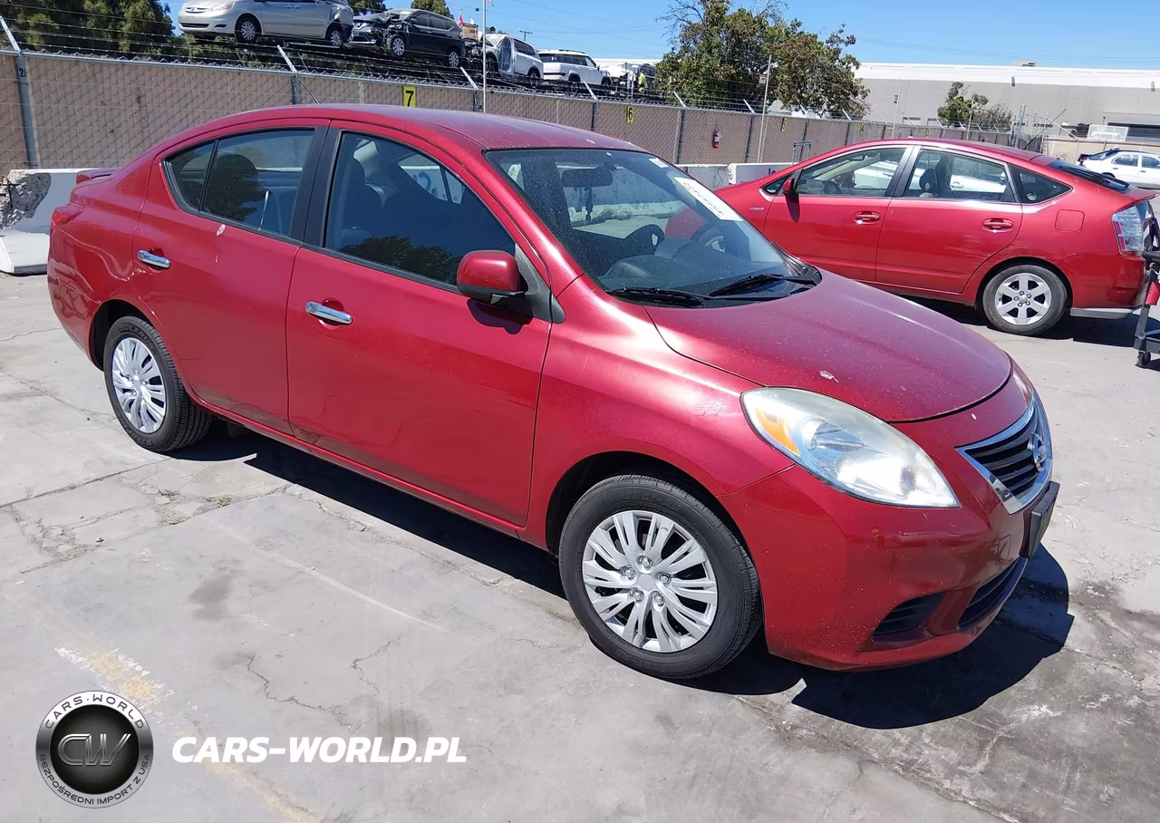 2013 Nissan Versa 1.6 Sv