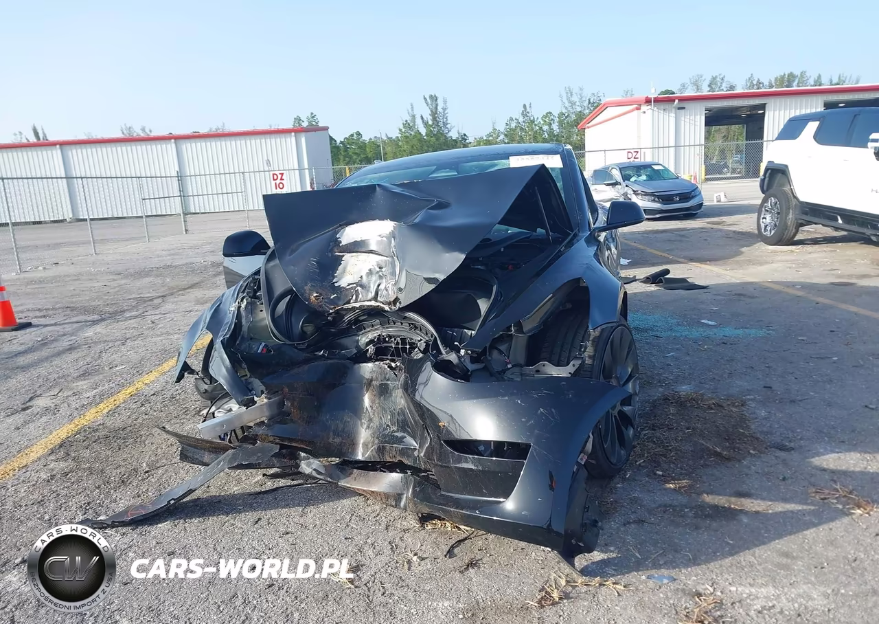 2023 Tesla Model 3 Performance Dual Motor All-Wheel Drive VIN:5YJ3E1EC8PF692804 - 10