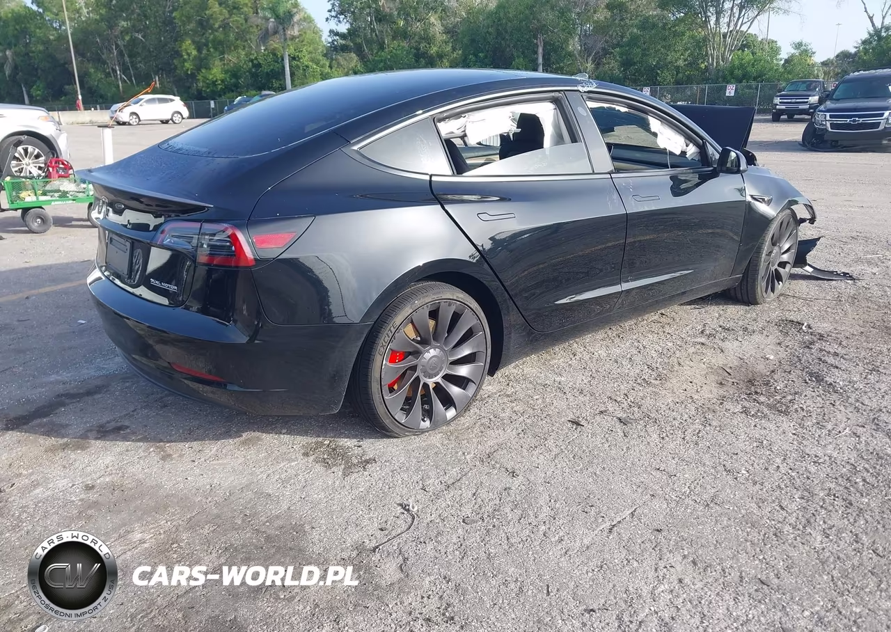 2023 Tesla Model 3 Performance Dual Motor All-Wheel Drive VIN:5YJ3E1EC8PF692804 - 4