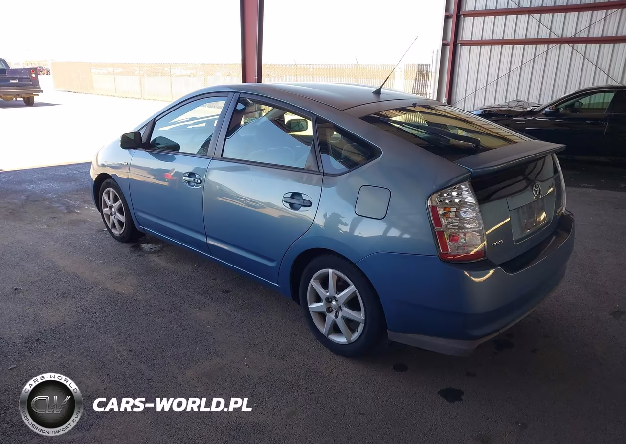2008 Toyota Prius Touring VIN:JTDKB20U387696826 - 3