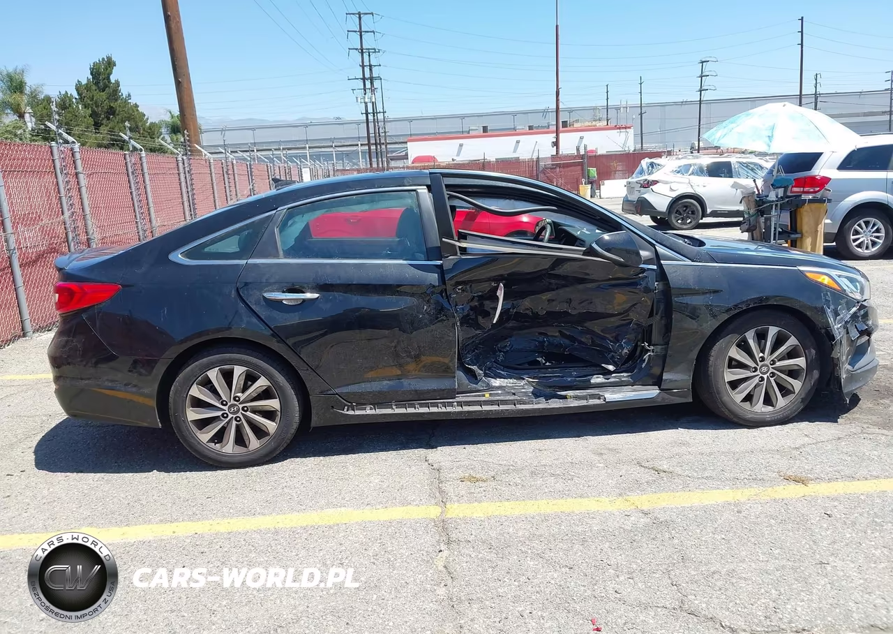 2016 Hyundai Sonata Sport VIN:5NPE34AF8GH399017 - 13