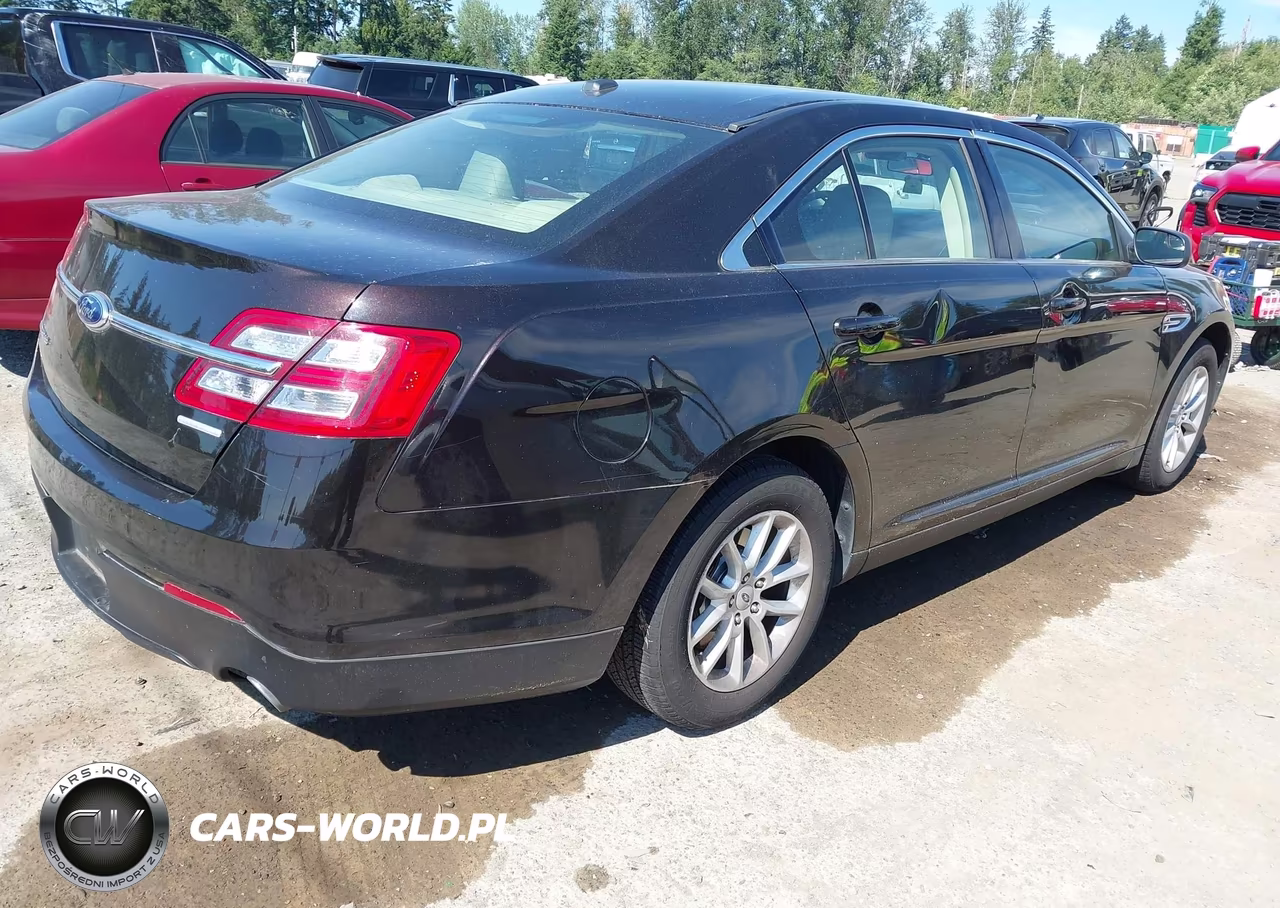 2014 Ford Taurus Se VIN:1FAHP2D8XEG174625 - 4