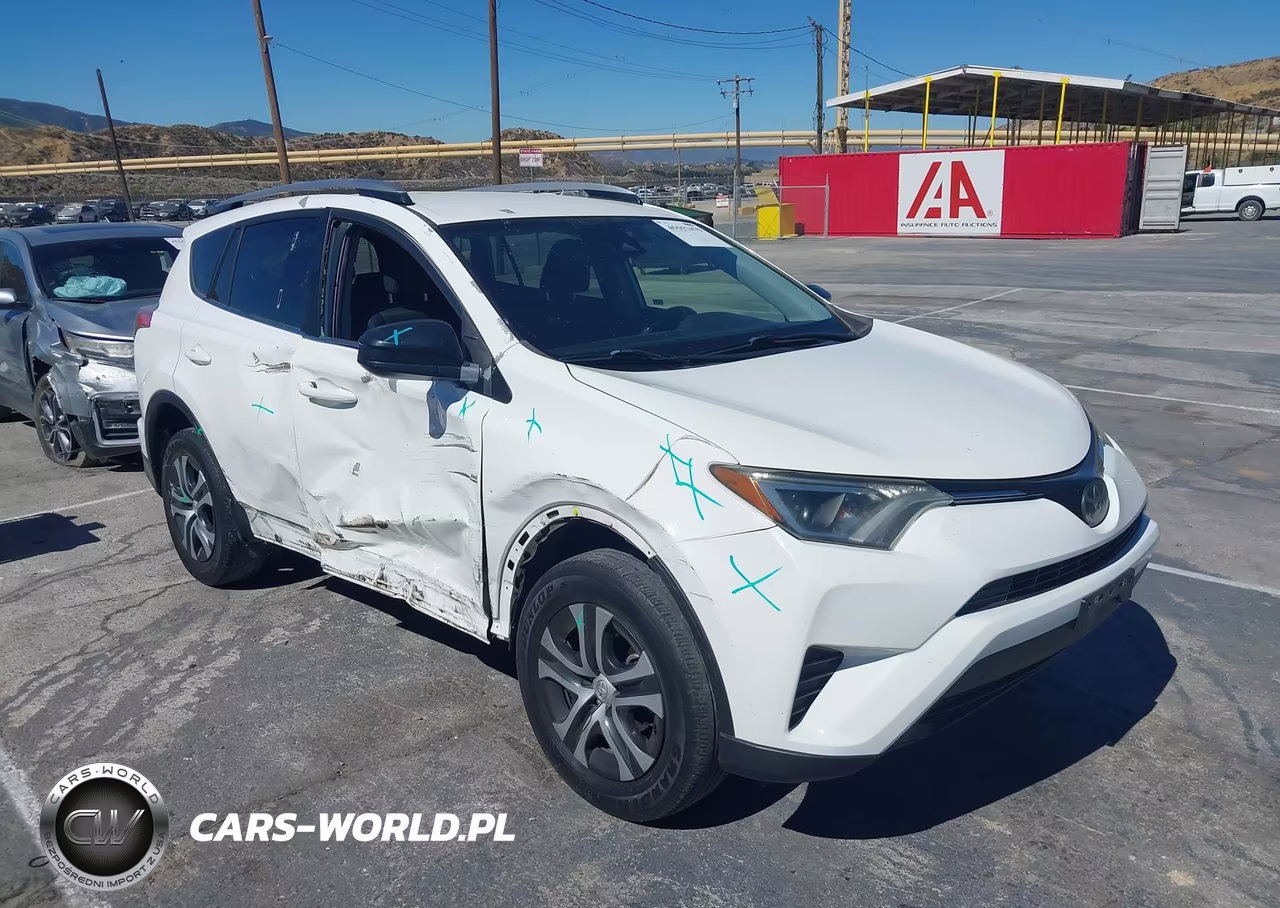 2018 Toyota Rav4 Le – zdjęcie 1 z 16