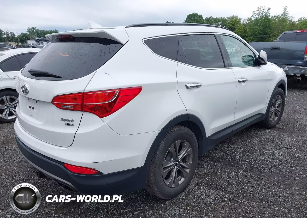 2016 Hyundai Santa Fe Sport 2.4L VIN:5XYZUDLB5GG324288 - 4