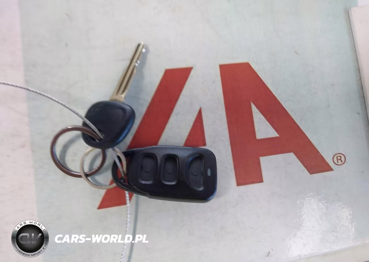 2011 Hyundai Elantra Gls VIN:5NPDH4AE4BH029812 - 11