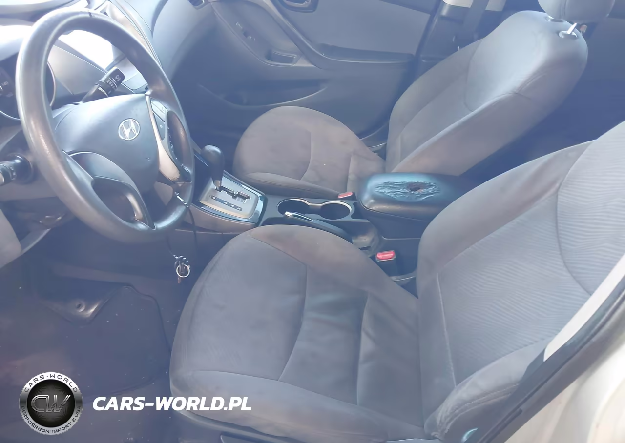 2011 Hyundai Elantra Gls VIN:5NPDH4AE4BH029812 - 12
