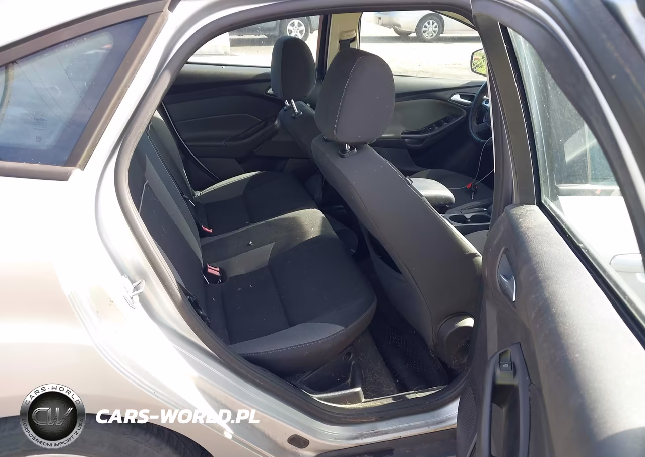 2014 Ford Focus Se VIN:1FADP3F23EL410293 - 8