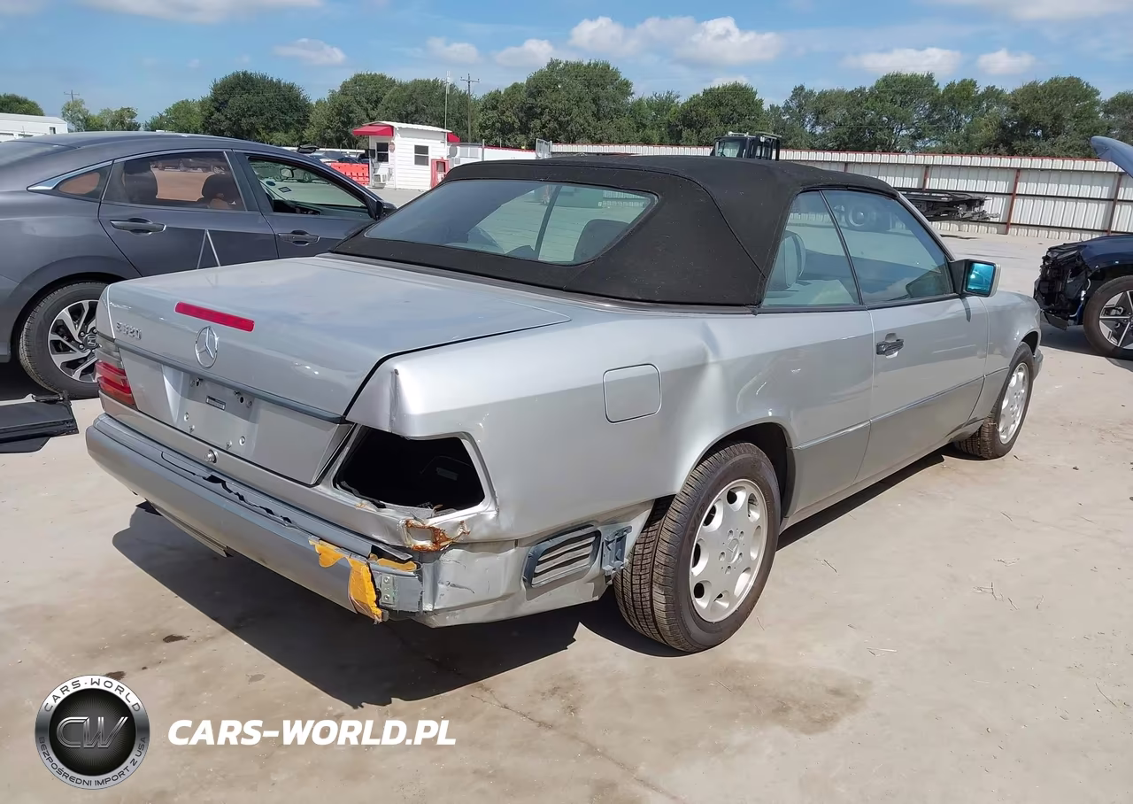 1995 Mercedes-Benz E 320 VIN:WDBEA66E4SC200050 - 4