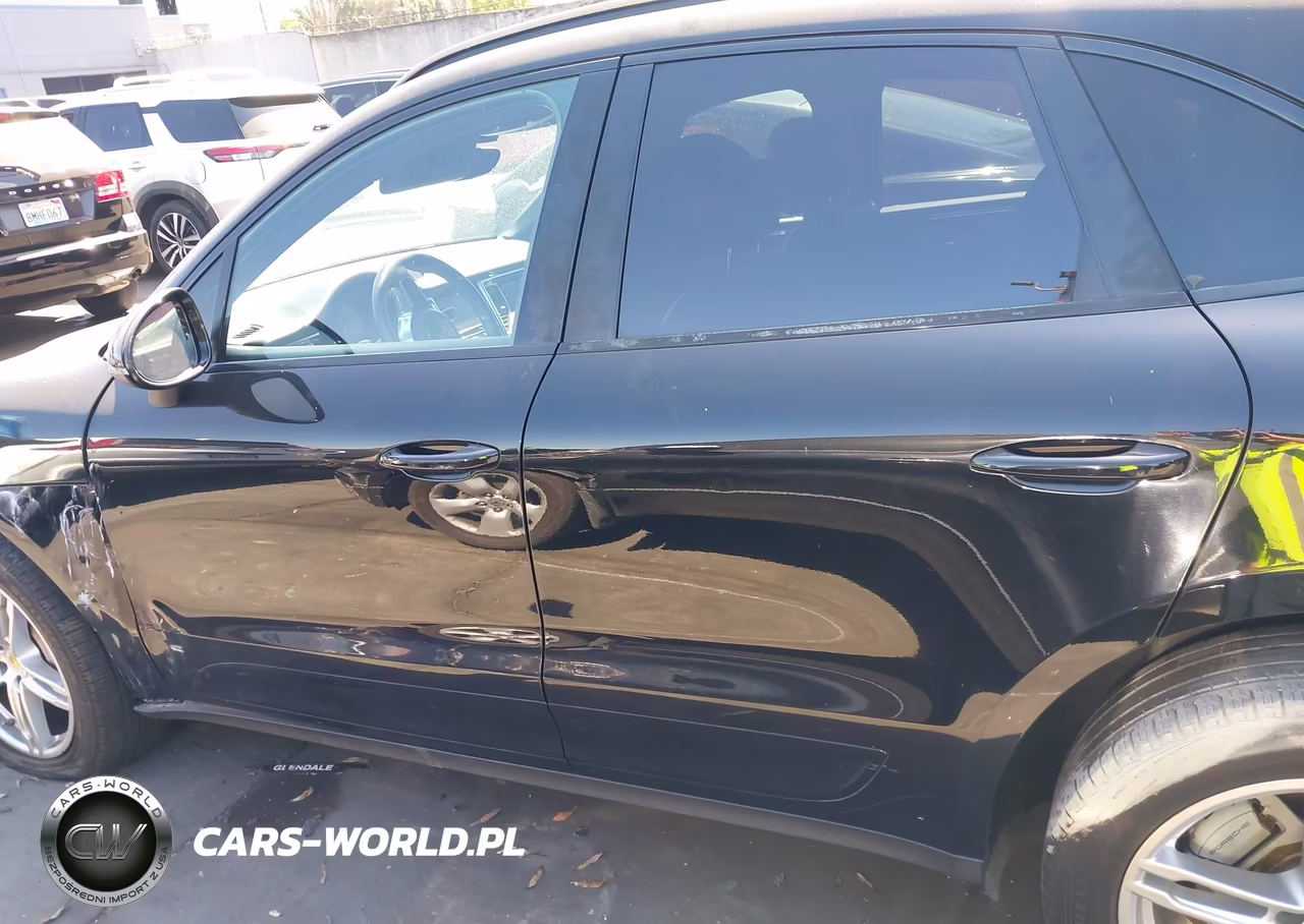 2016 Porsche Macan S VIN:WP1AB2A53GLB55735 - 15