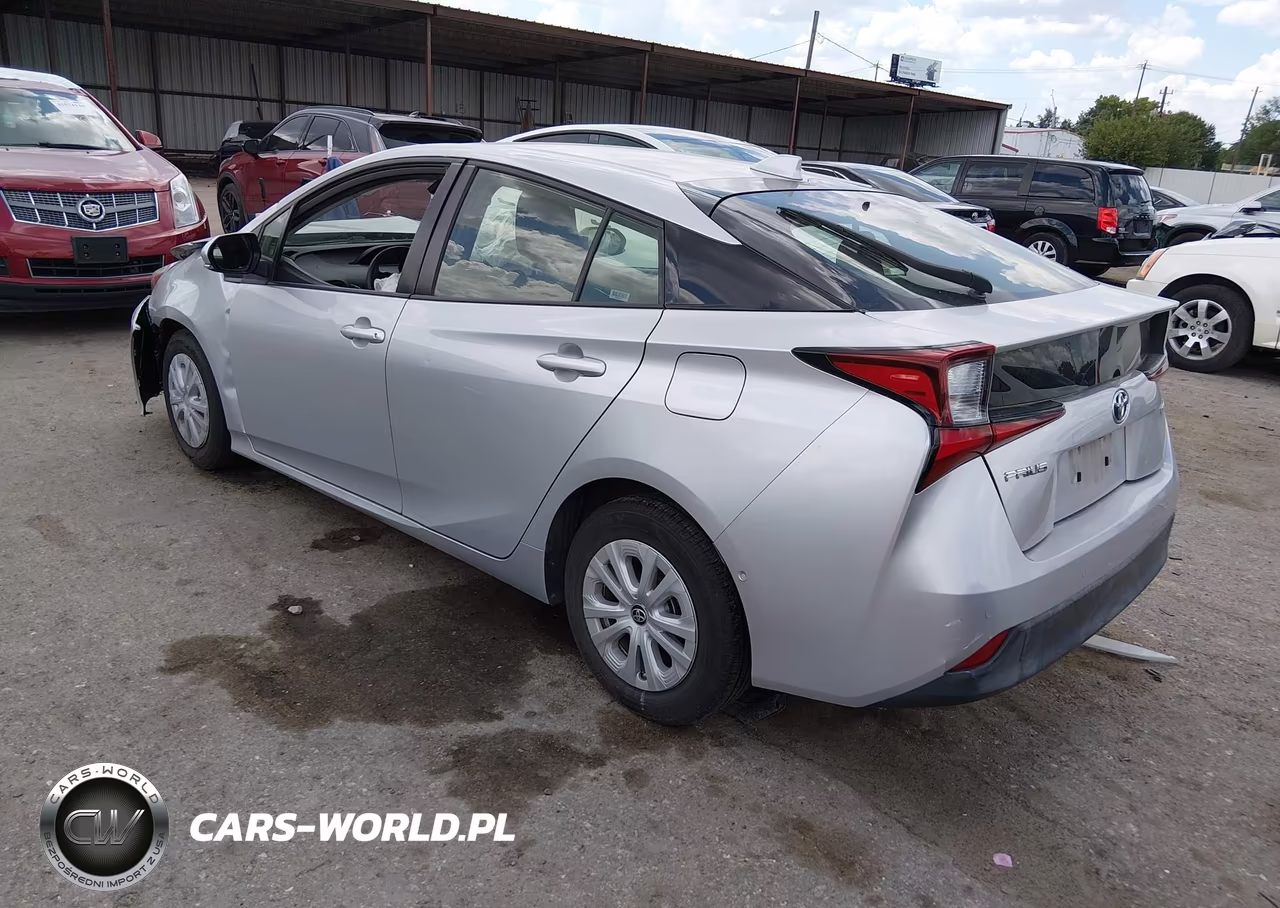 2021 Toyota Prius Le VIN:JTDKAMFU3M3142788 - 3