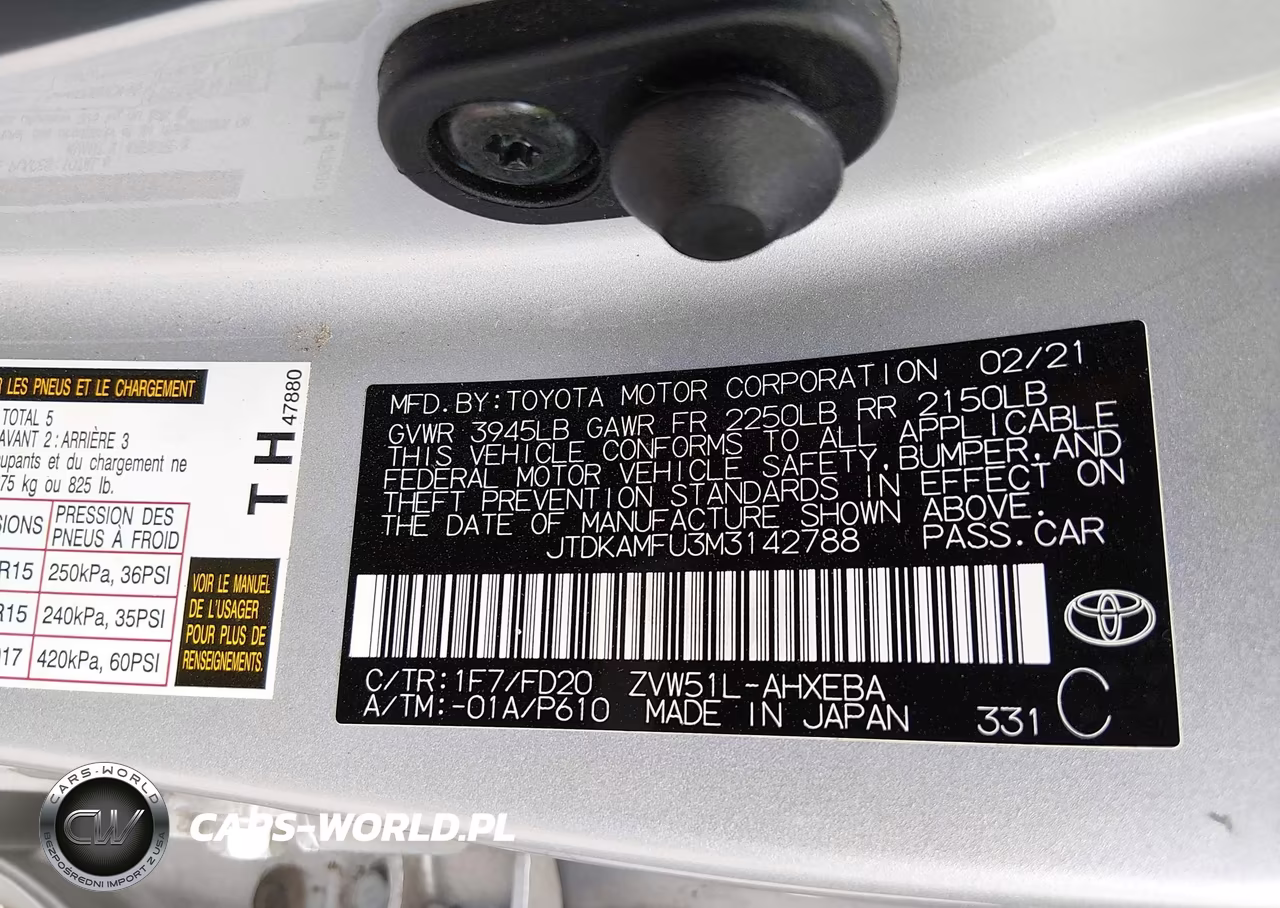 2021 Toyota Prius Le VIN:JTDKAMFU3M3142788 - 9