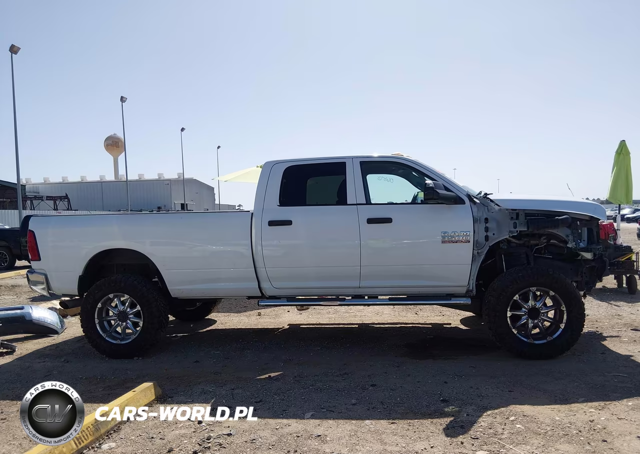 2017 Ram 3500 Tradesman 4X4 8' Box VIN:3C63R3GL9HG577175 - 14