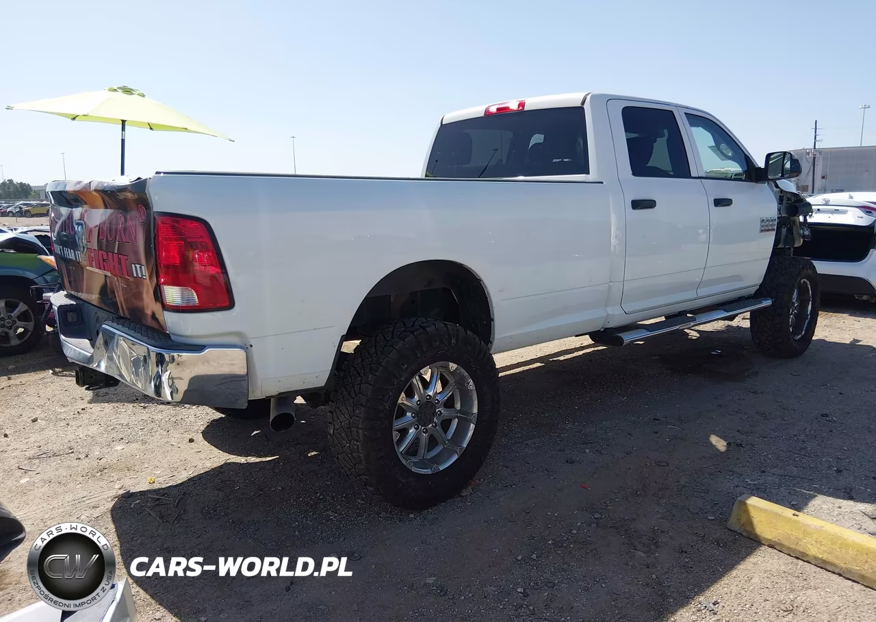 2017 Ram 3500 Tradesman 4X4 8' Box VIN:3C63R3GL9HG577175 - 4