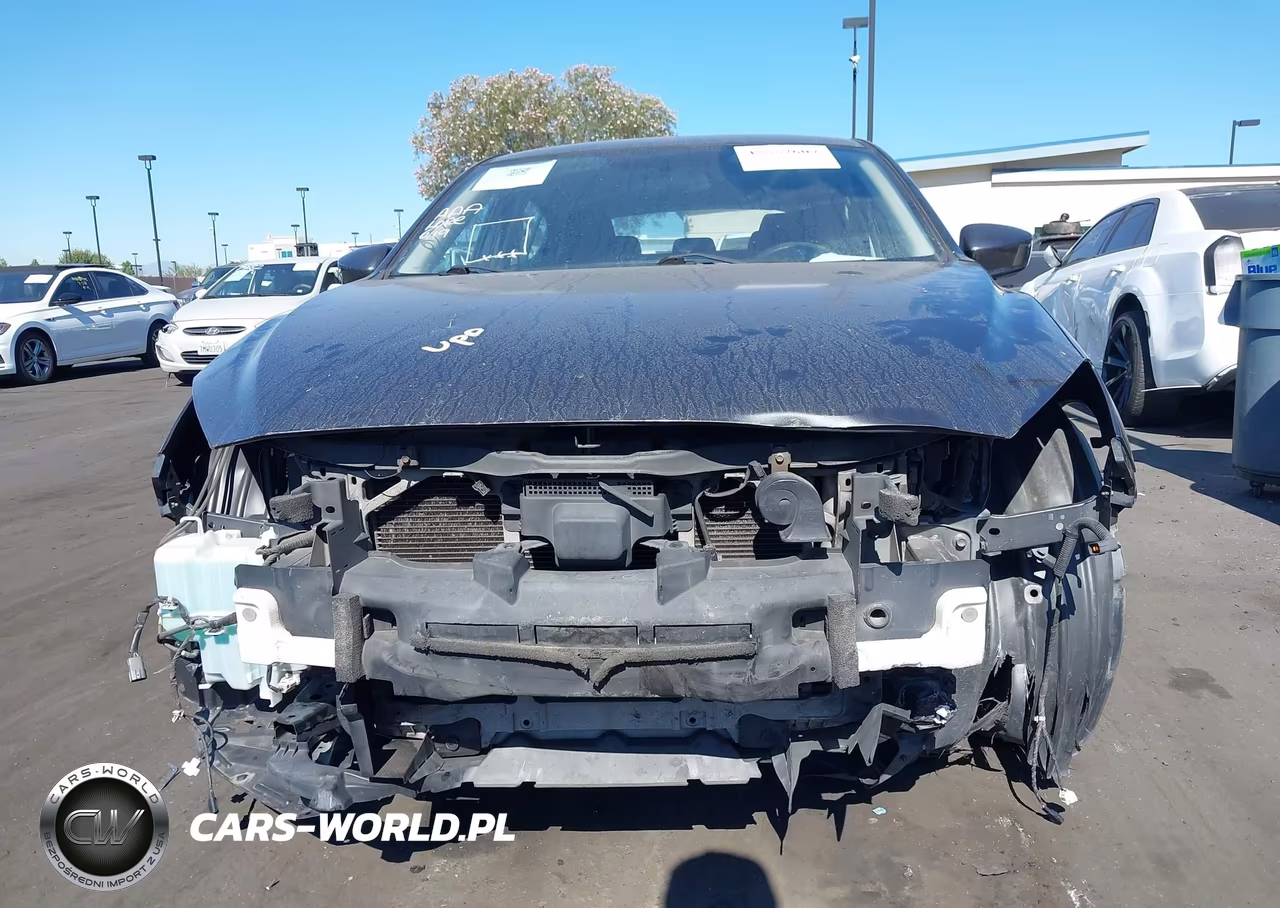 2014 Mazda Mazda3 I Sport VIN:JM1BM1K72E1172528 - 6