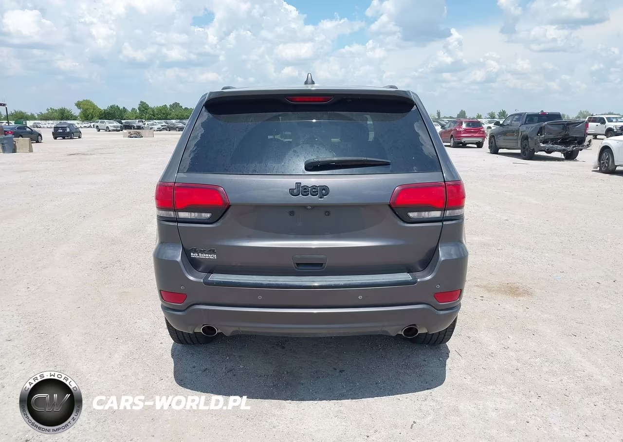 2015 Jeep Grand Cherokee Altitude VIN:1C4RJFAG6FC820304 - 16