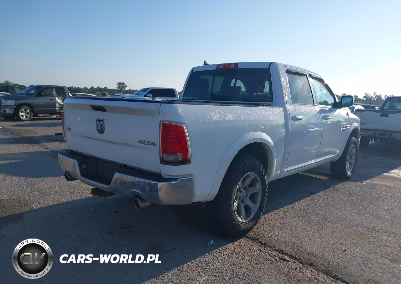 2017 Ram 1500 Laramie 4X4 5'7 Box VIN:1C6RR7NM0HS522071 - 4