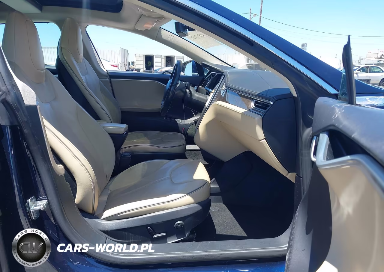 2013 Tesla Model S VIN:5YJSA1CN8DFP28983 - 5