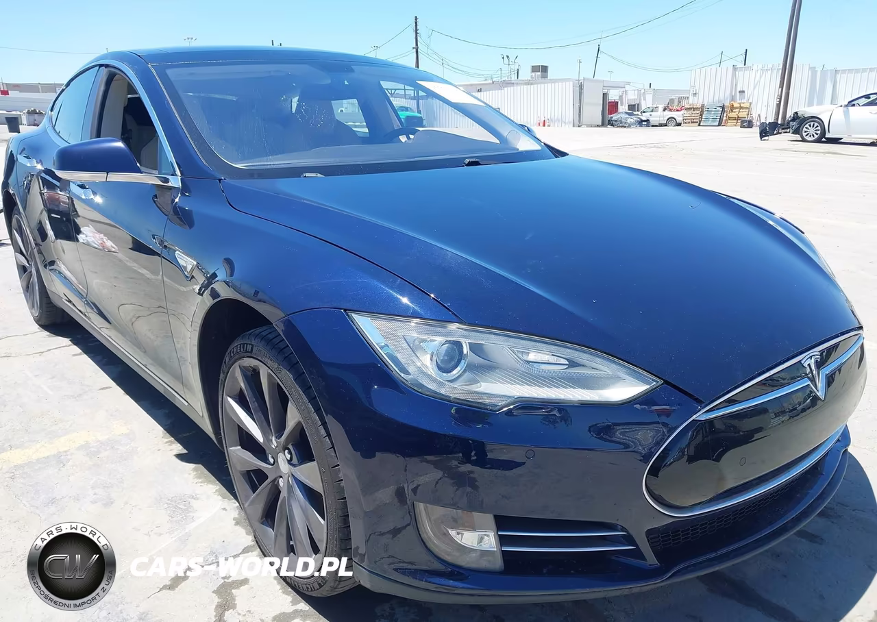 2013 Tesla Model S VIN:5YJSA1CN8DFP28983 - 6