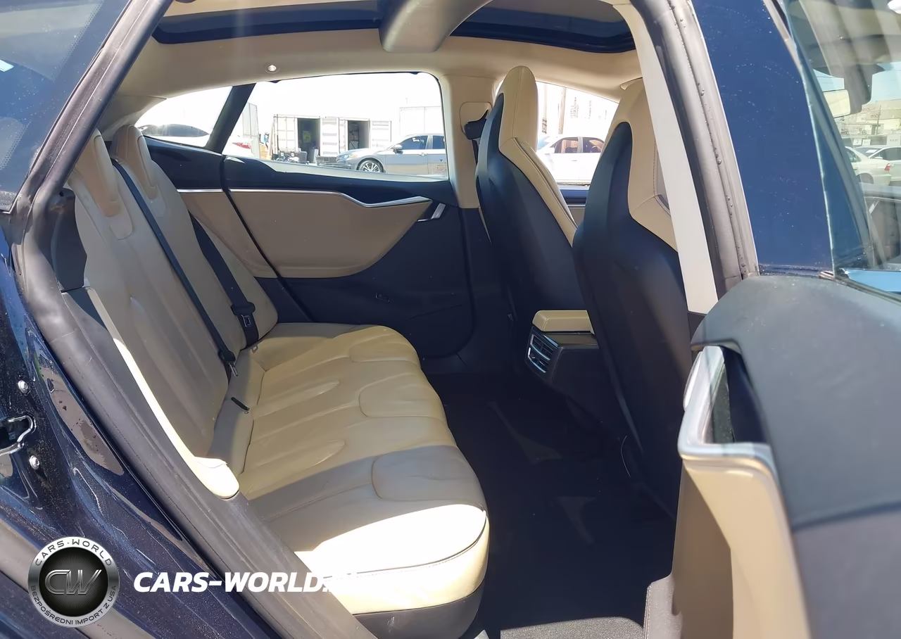 2013 Tesla Model S VIN:5YJSA1CN8DFP28983 - 8