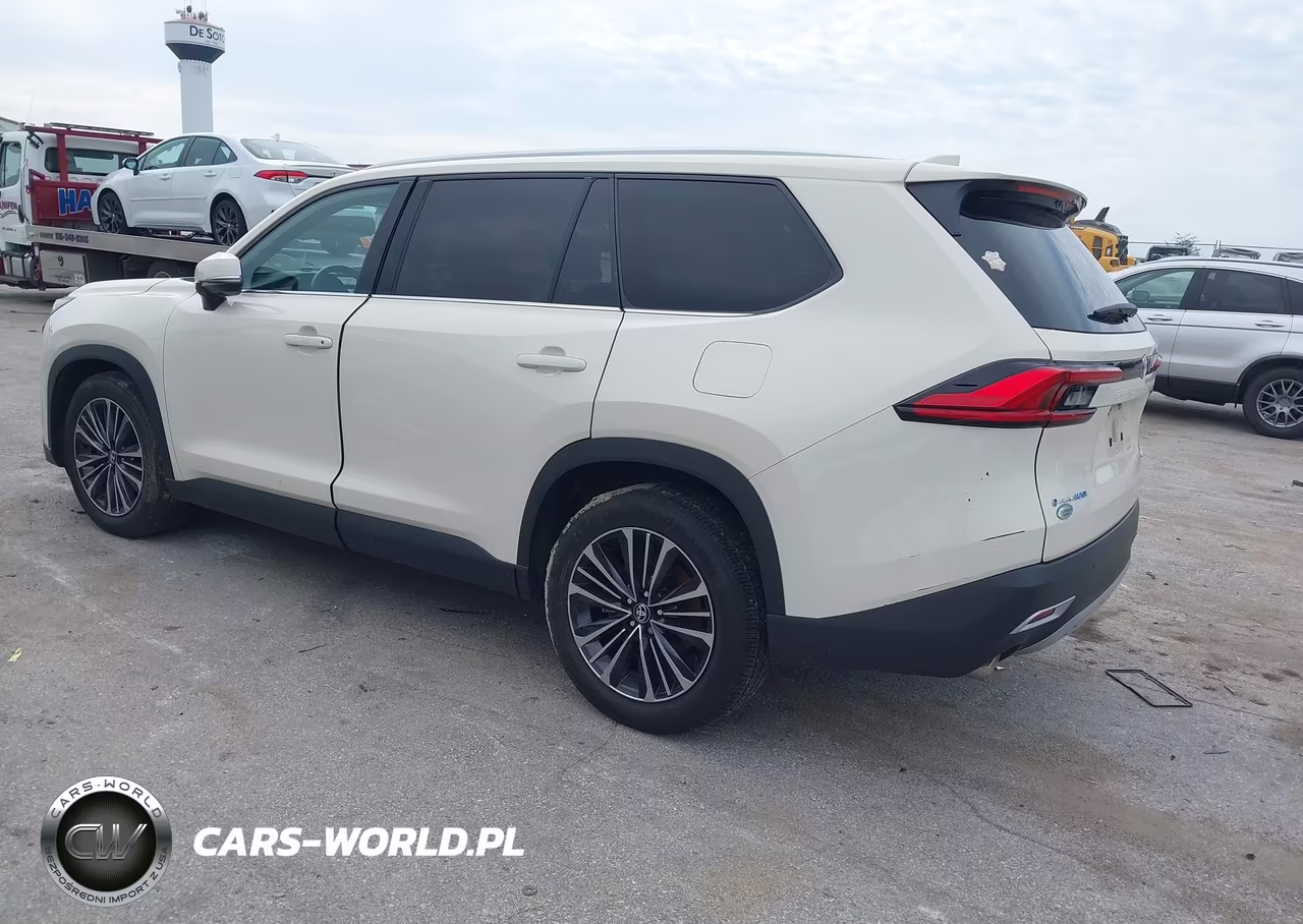 2024 Toyota Grand Highlander Hybrid Platinum Max VIN:5TDADAB53RS000771 - 3