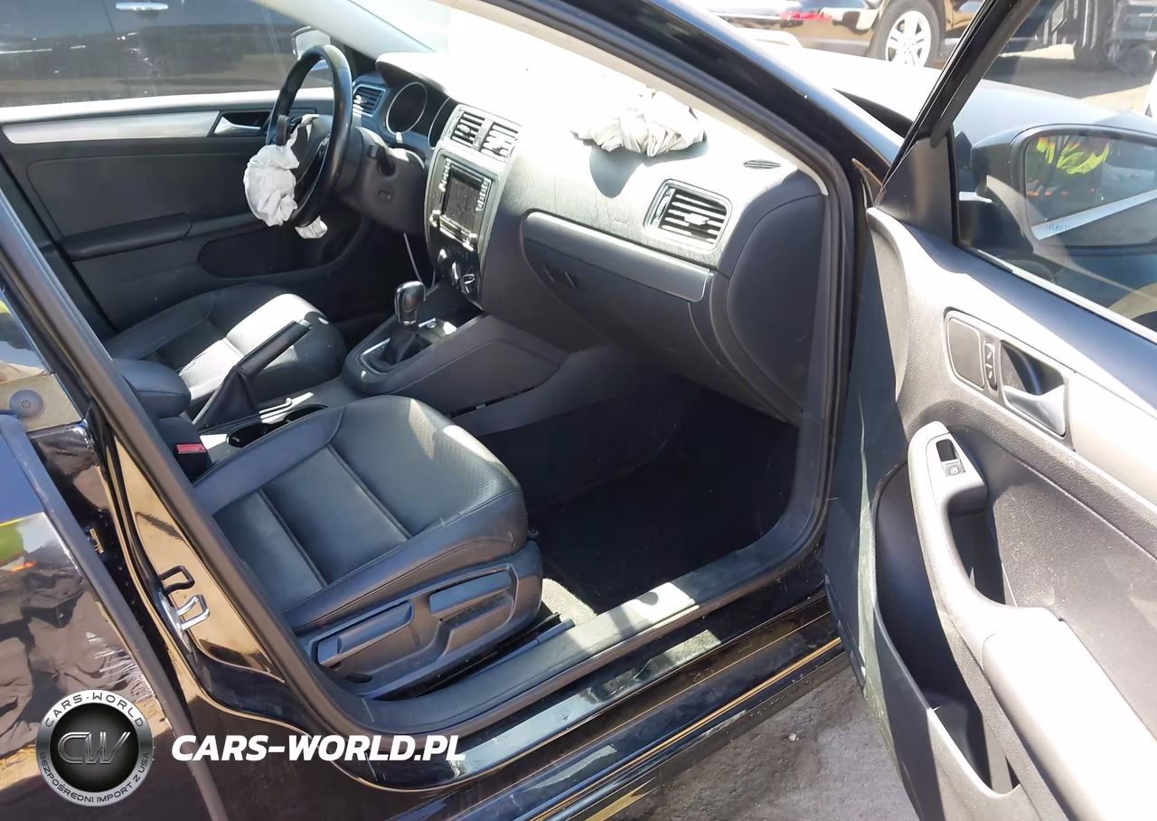 2017 Volkswagen Jetta 1.4T Se VIN:3VWDB7AJ8HM389827 - 5