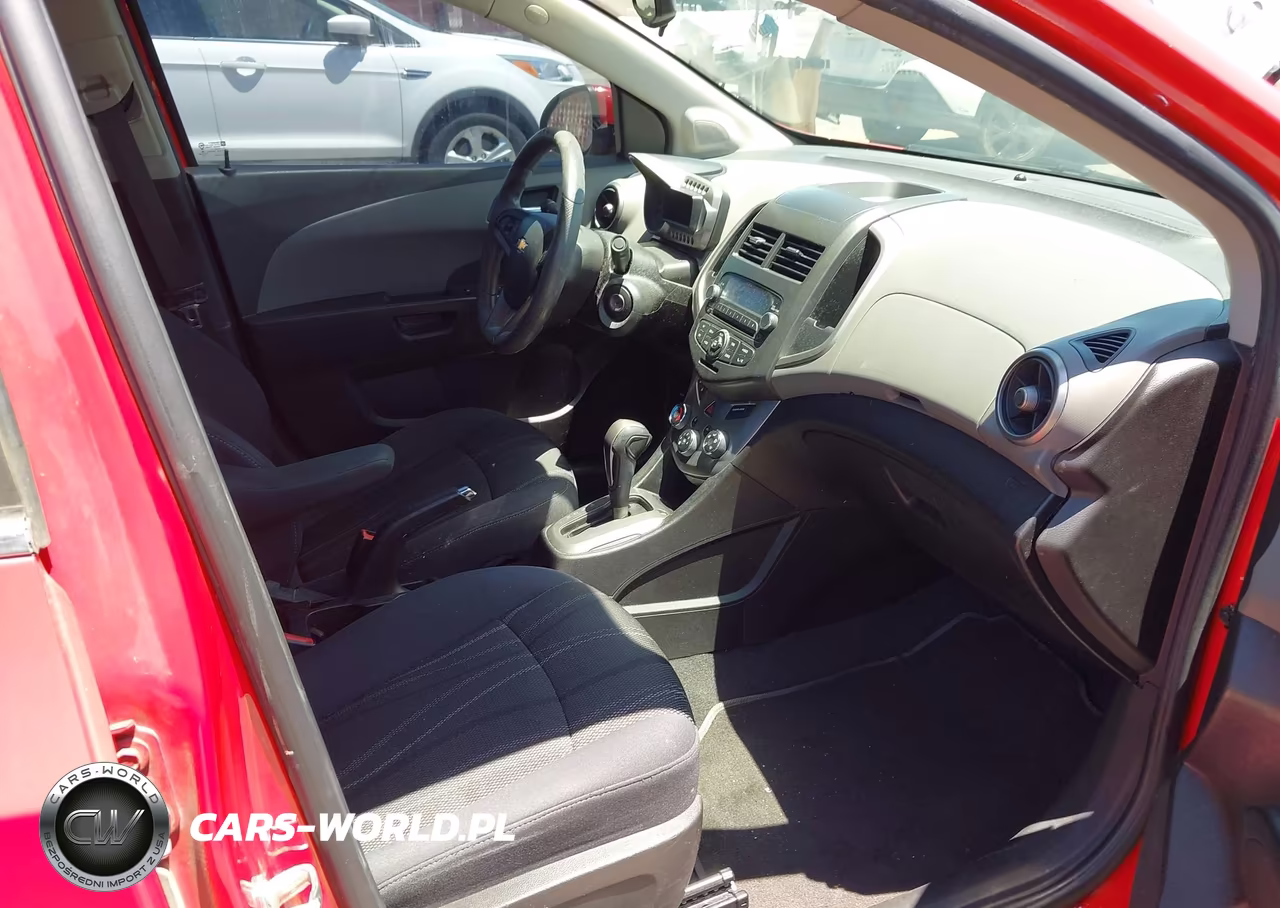 2015 Chevrolet Sonic Lt Auto VIN:1G1JC5SG9F4210805 - 5