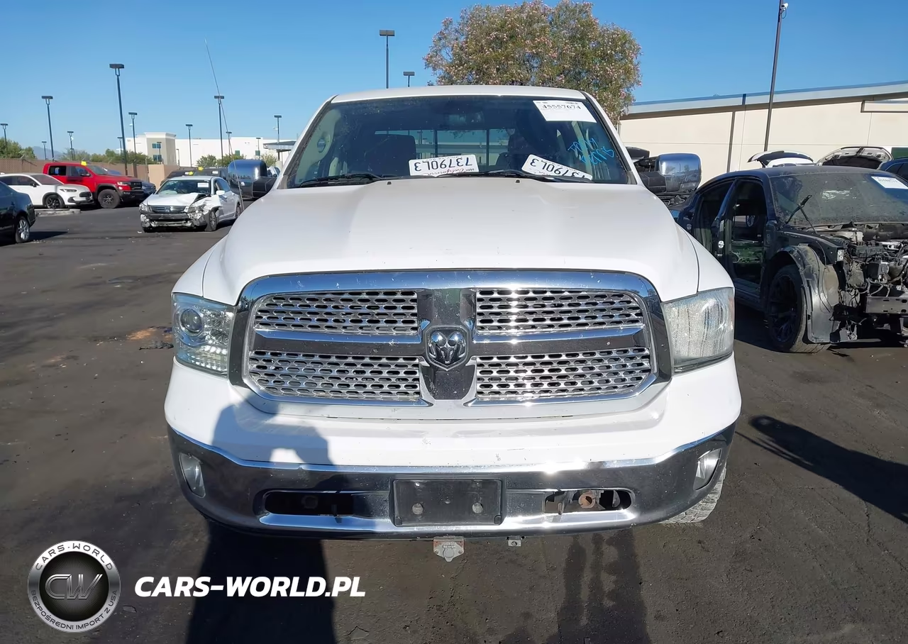 2015 Ram 1500 Laramie VIN:1C6RR7NT8FS602495 - 12