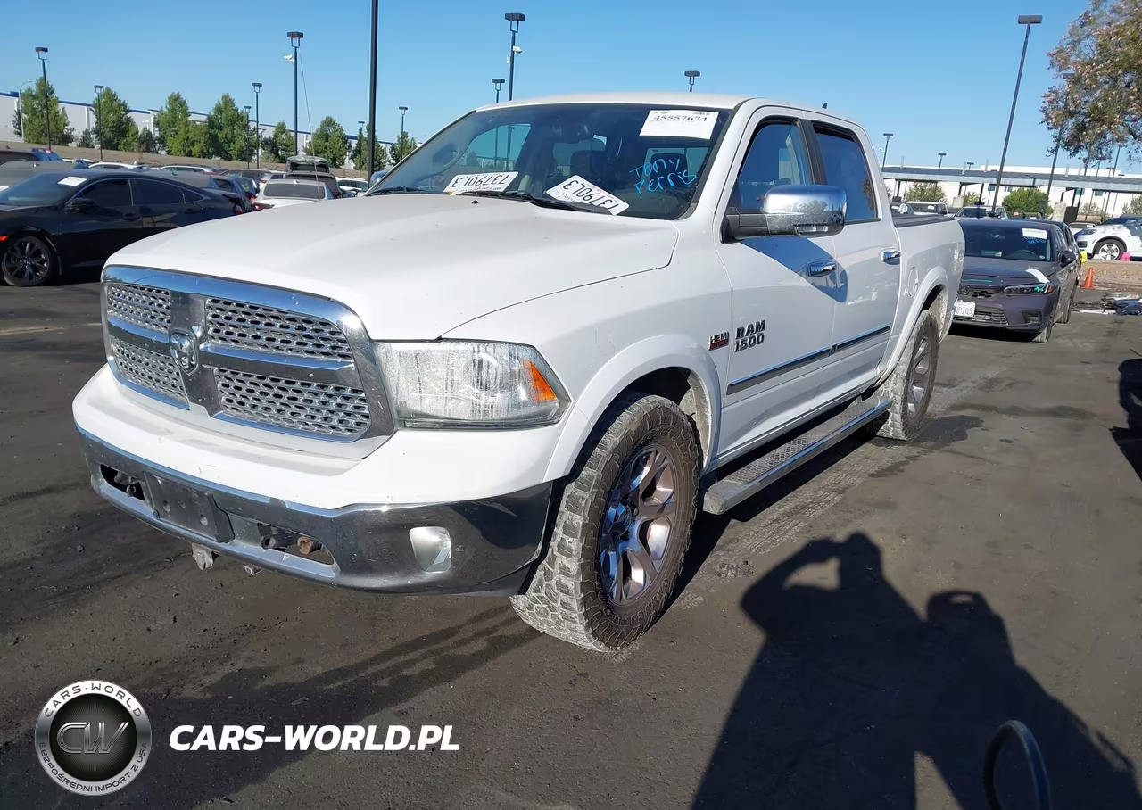 2015 Ram 1500 Laramie VIN:1C6RR7NT8FS602495 - 2