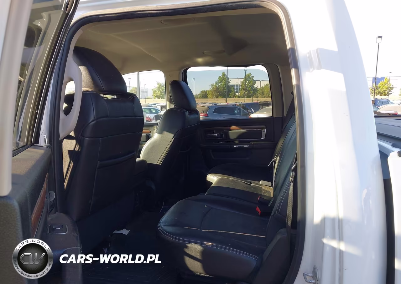 2015 Ram 1500 Laramie VIN:1C6RR7NT8FS602495 - 8