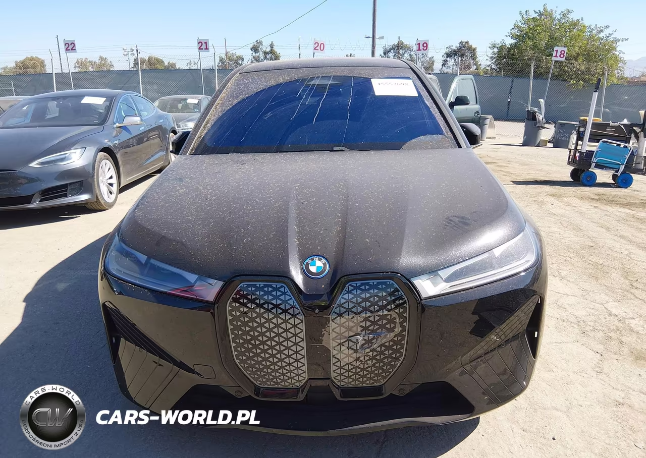 2024 BMW Ix xDrive50 VIN:WB523CF08RCP46549 - 12