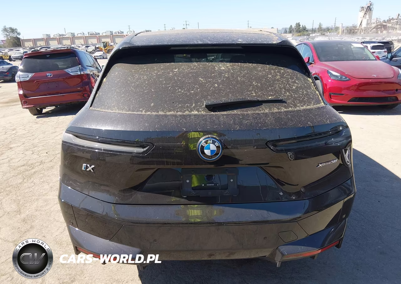 2024 BMW Ix xDrive50 VIN:WB523CF08RCP46549 - 16