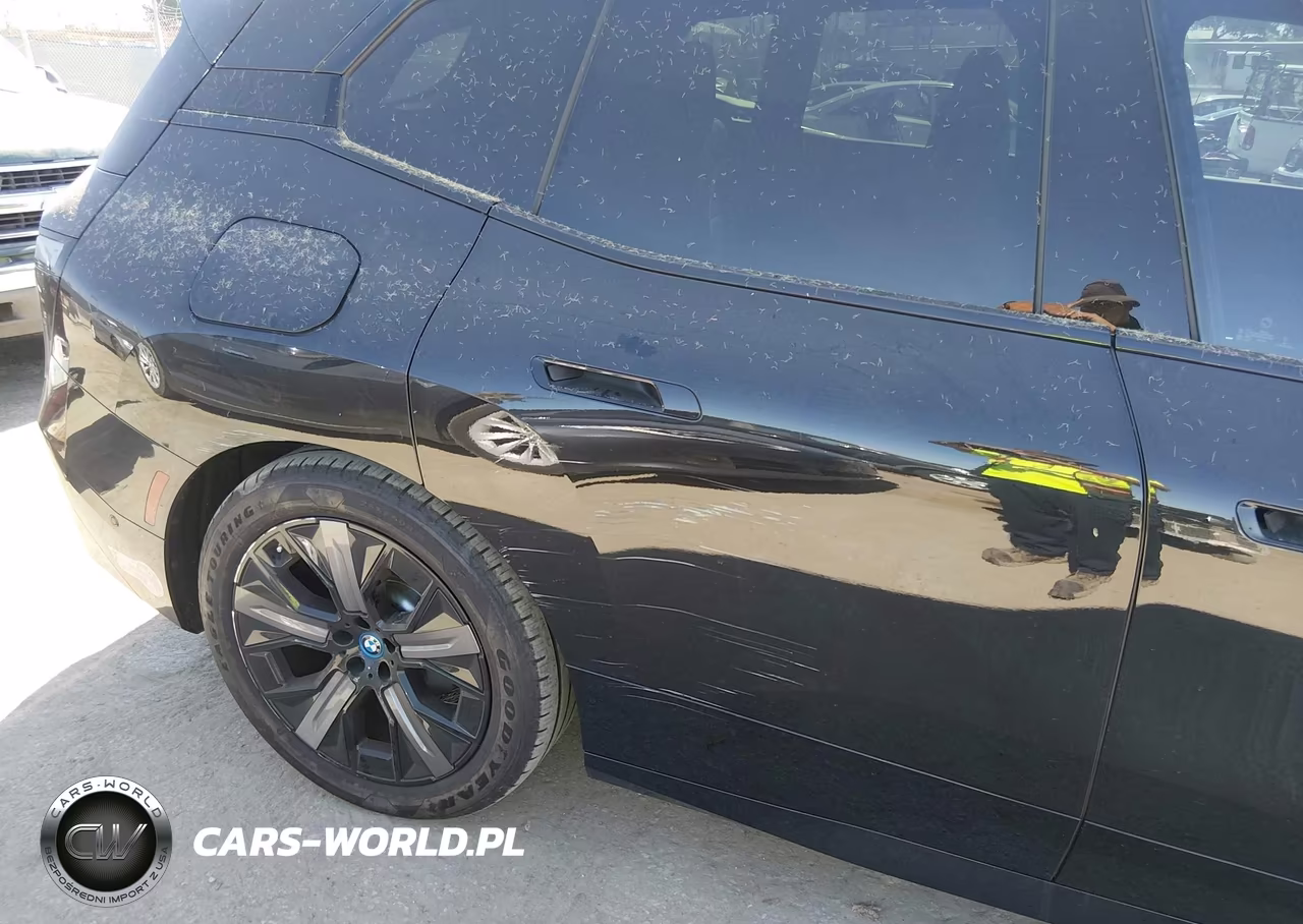 2024 BMW Ix xDrive50 VIN:WB523CF08RCP46549 - 6
