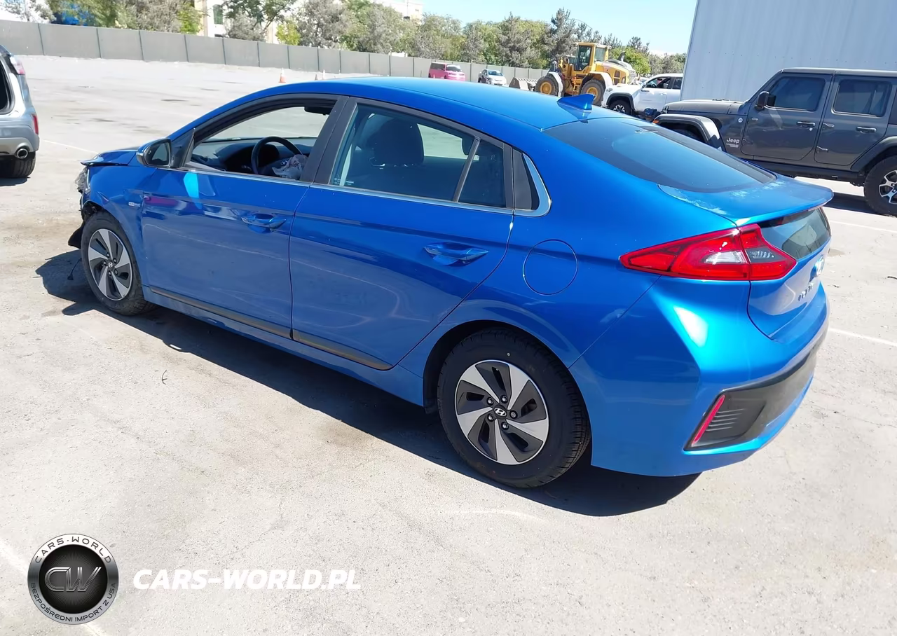 2018 Hyundai Ioniq Hybrid Sel VIN:KMHC75LC1JU061665 - 3