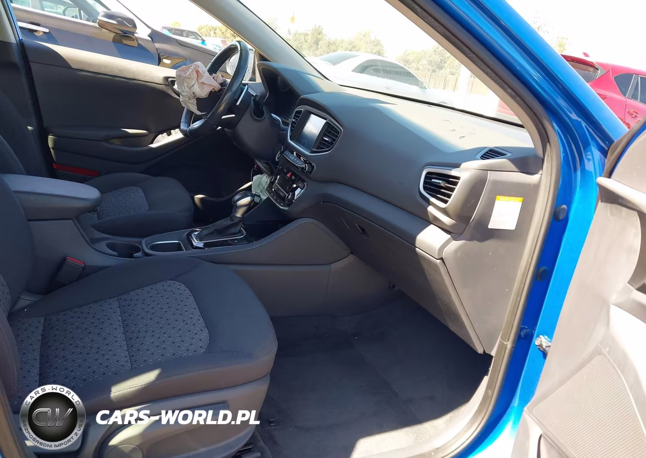 2018 Hyundai Ioniq Hybrid Sel VIN:KMHC75LC1JU061665 - 5