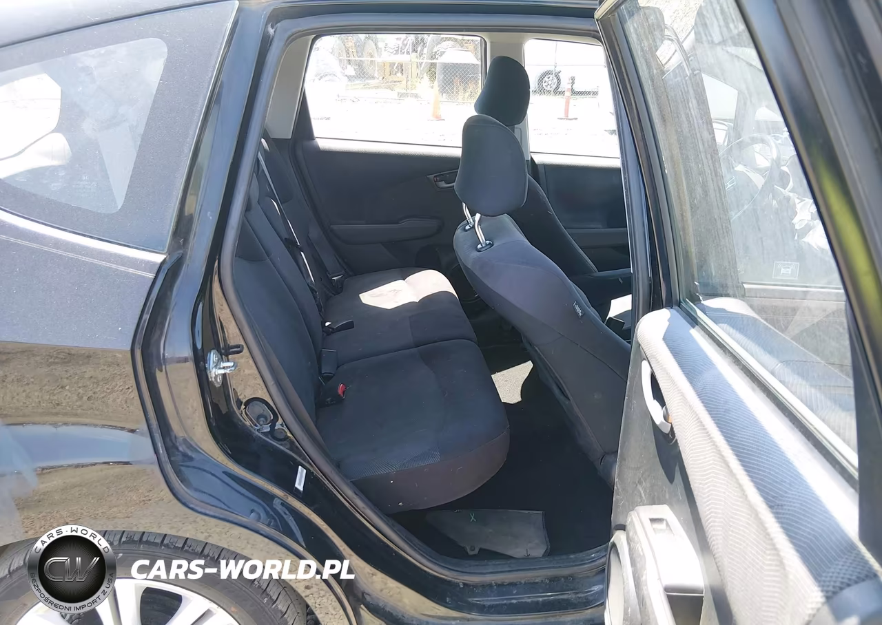 2010 Honda Fit Sport VIN:JHMGE8G47AC018999 - 8